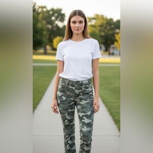 Old Navy Camo Pants Pixie Size 12